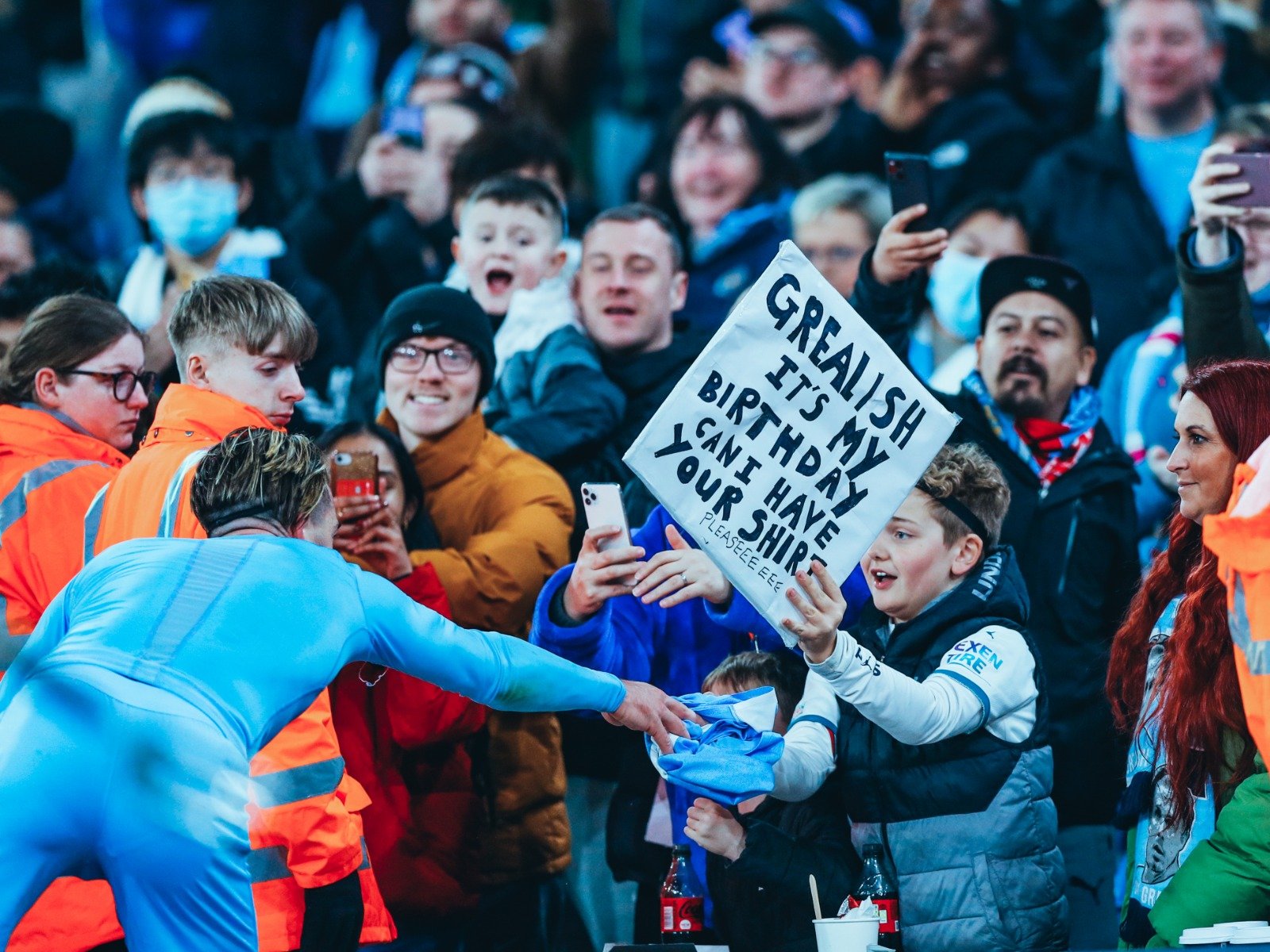 他的职业发 他的职业发