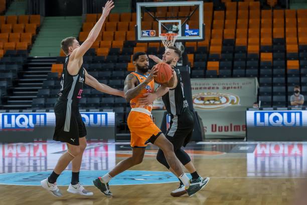 数略占优势 数略占优势