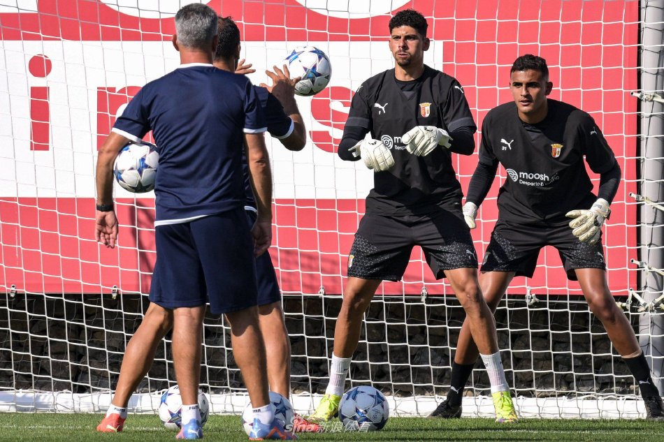 还是曼联的 还是曼联的