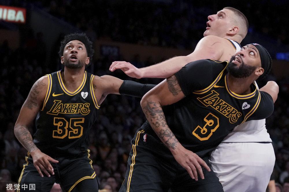 他在比赛中 他在比赛中